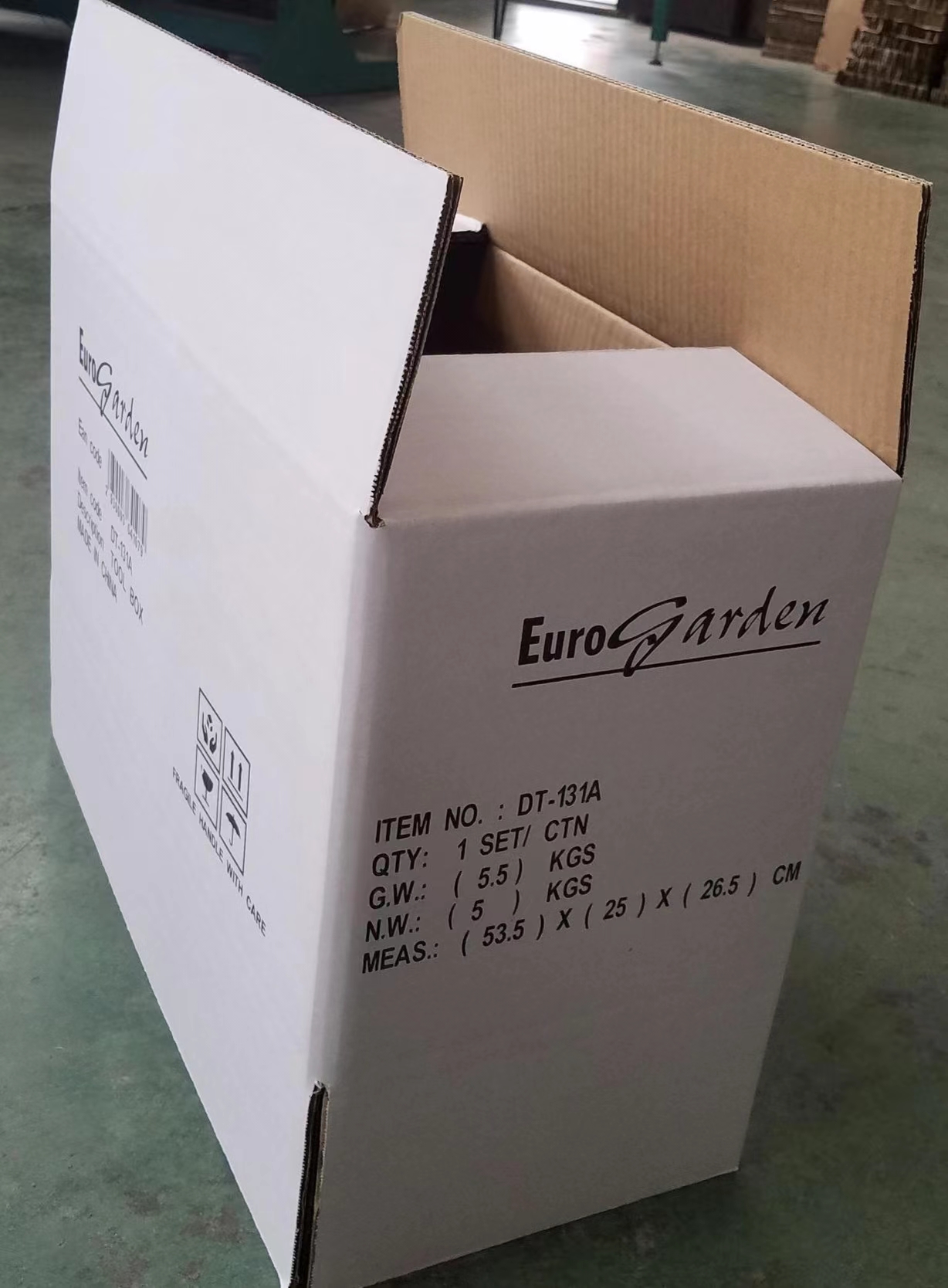 白色外包装纸箱